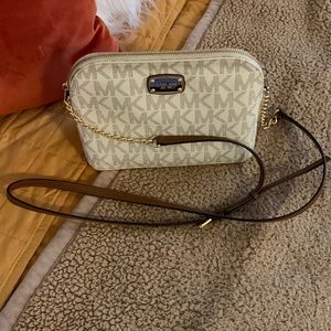 Michael Kors Crossbody Bag